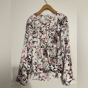 White House black market outlet top